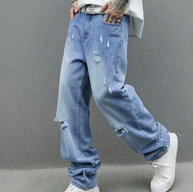 Men’s baggy distressed jeans