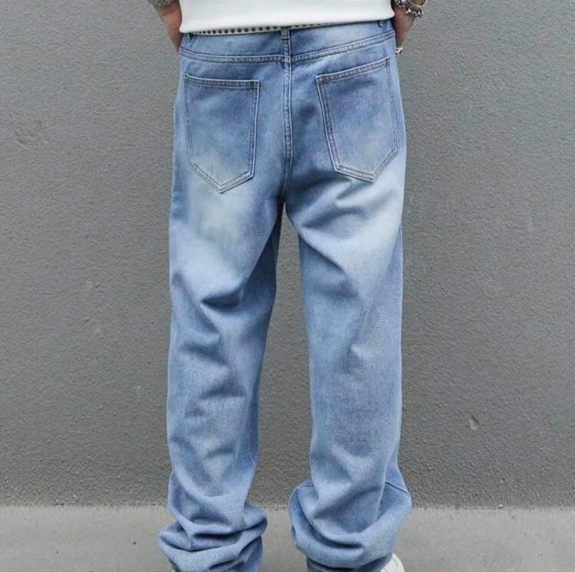 Men’s baggy distressed jeans