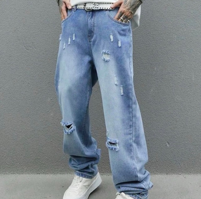 Men’s baggy distressed jeans