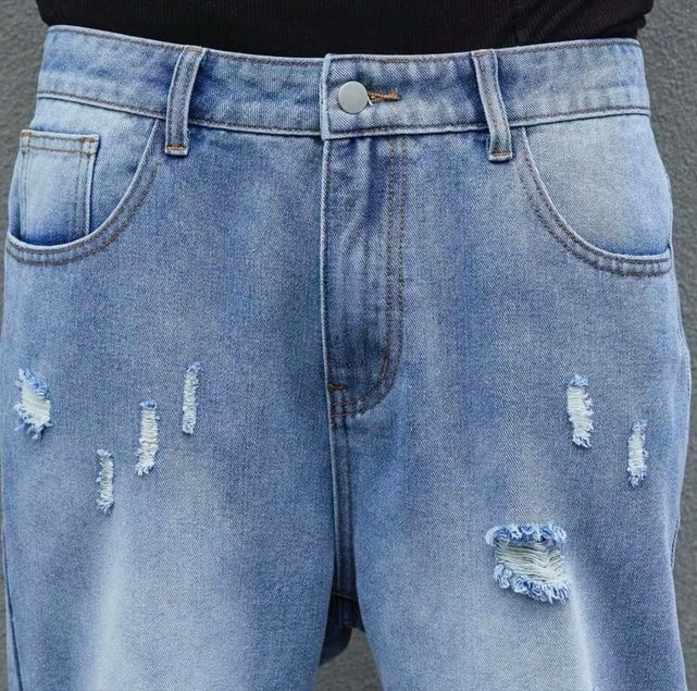 Men’s baggy distressed jeans