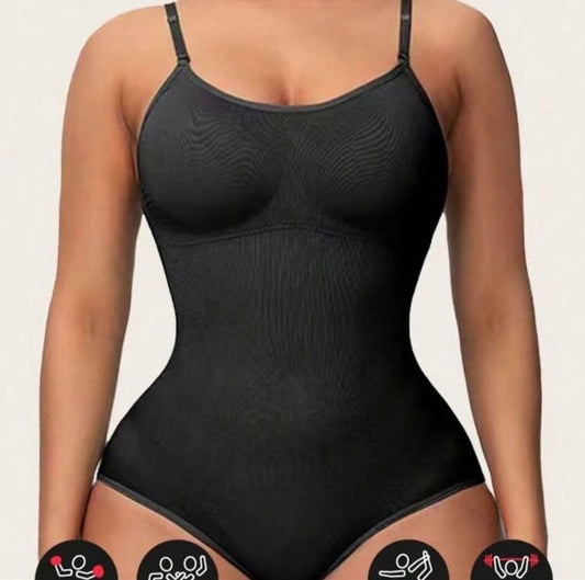 Women's Shapewear One-
Piece Bra Tummy Tuck, Hip Lift, Corset Briefs
Short