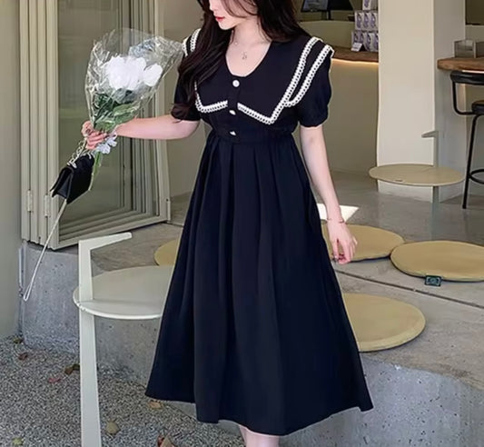 Elegant Lace Midi Dress