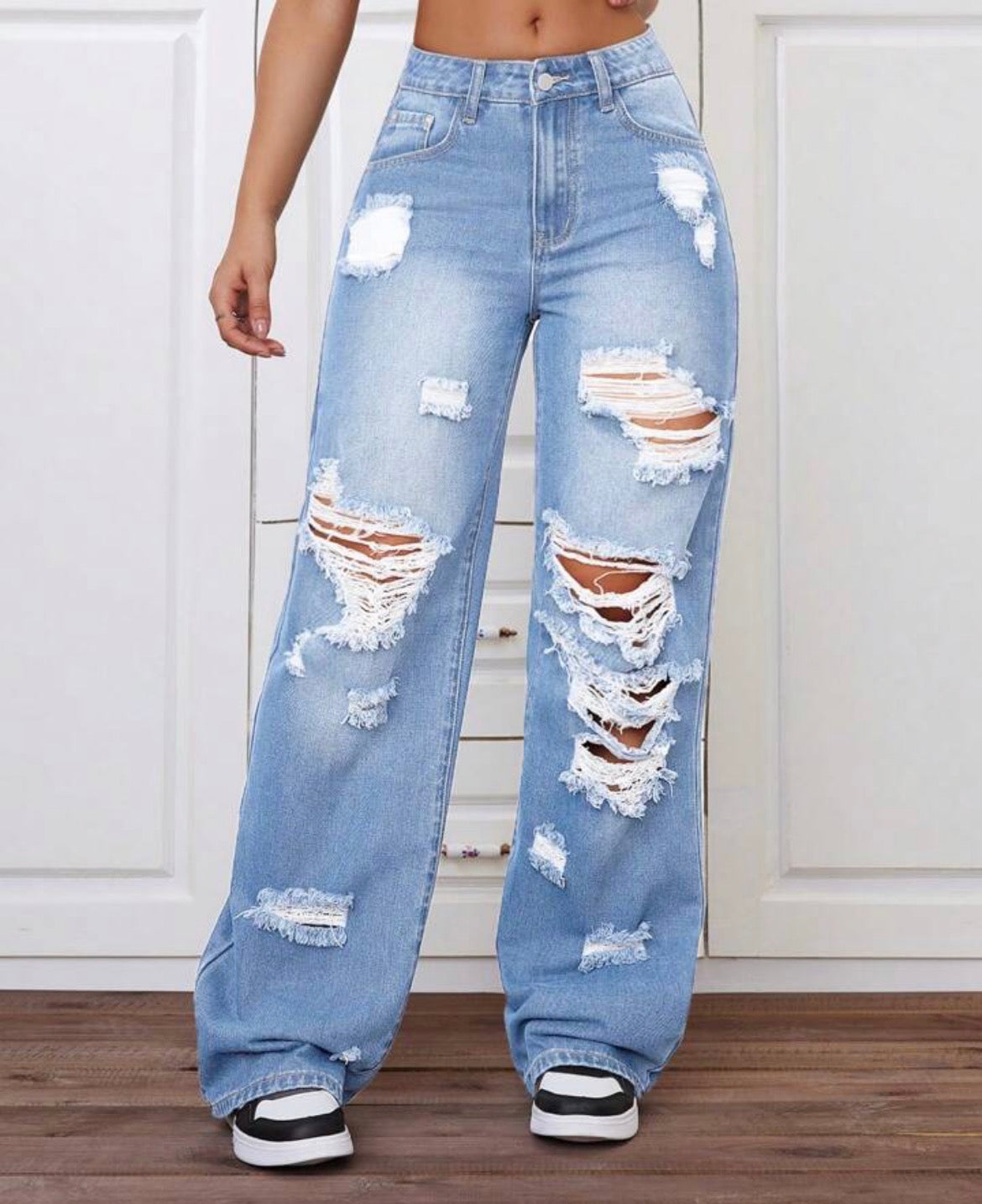 Women’s High Waist Distressed Wide Leg Baggy Jeans | Light Wash Ripped Denim Pants | Trendy Y2K Relaxed Fit Jeans