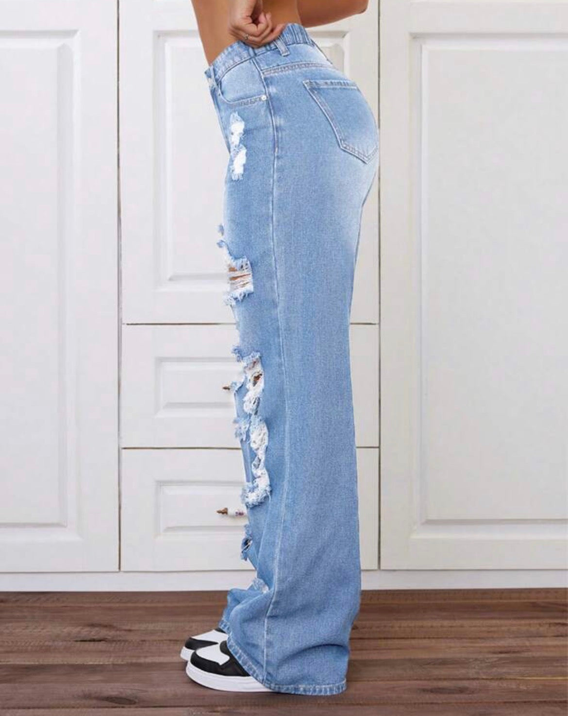 Women’s High Waist Distressed Wide Leg Baggy Jeans | Light Wash Ripped Denim Pants | Trendy Y2K Relaxed Fit Jeans
